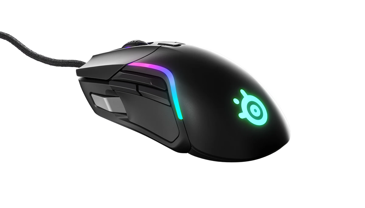 SteelSeries Rival 5 — Vue lifestyle